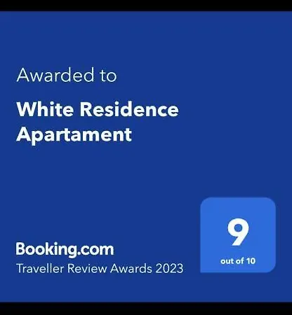 White דירה
