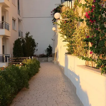 Apartment White